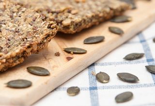 Brot mit Kürbiskernen und Superfood Samen