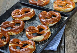 Brezel frisch gebacken