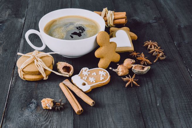 Lebkuchen und Weihnachtsgedeck